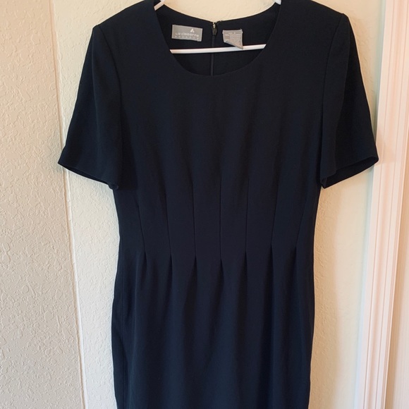 Liz Claiborne Dresses & Skirts - Liz Claiborne Black Dress